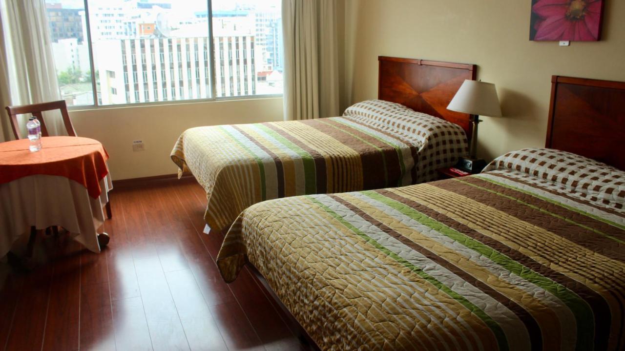 Hotel 6 De Diciembre Quito Dış mekan fotoğraf