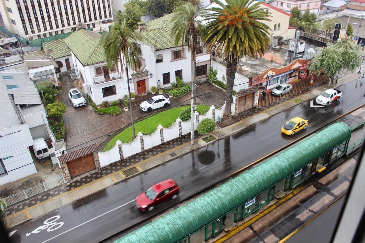 Hotel 6 De Diciembre Quito Dış mekan fotoğraf