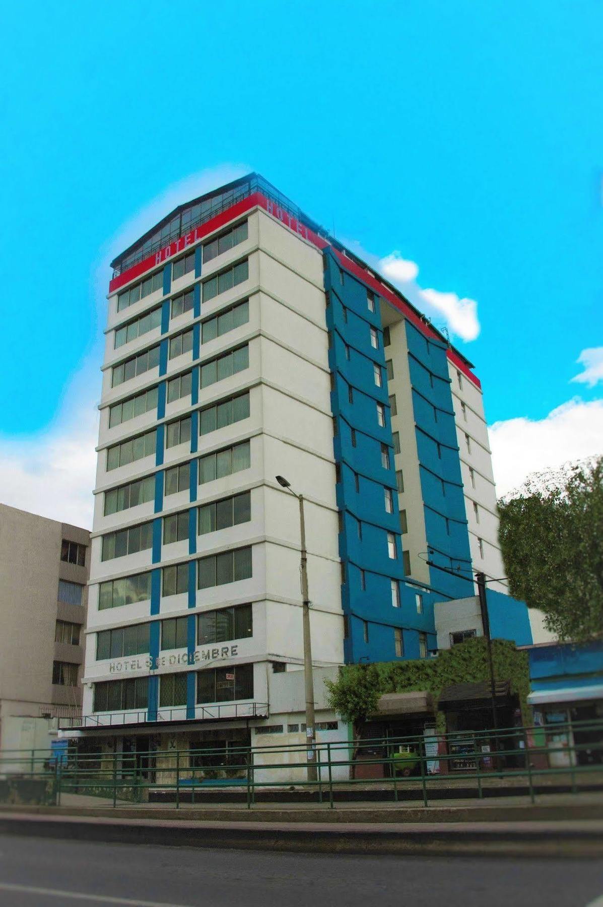 Hotel 6 De Diciembre Quito Dış mekan fotoğraf